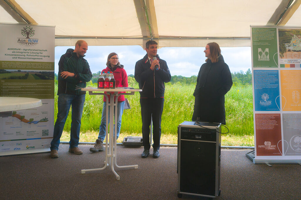 Grußwort von Henry Graichen Landrat Henry Graichen eröffnet die Veranstaltung